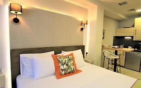 Aiolos Apartments Ermou 64 2Nd Floor Suites